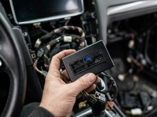 Eftermontering af Apple CarPlay (modeltilpasset plug-and-play)