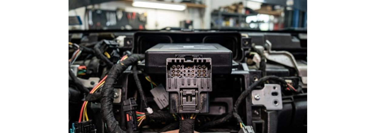 Teknisk r�dgivning og modeltilpasset bil-elektronik: s�dan samarbejder du med DC Scandinavia