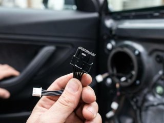 au2TEK Tesla lydopgradering