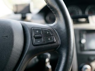 S�dan v�lger du den rigtige bilradio (1-DIN vs 2-DIN) � uden at miste funktioner
