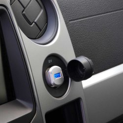 Revolt enkel 12W USB billader - hvid/slv